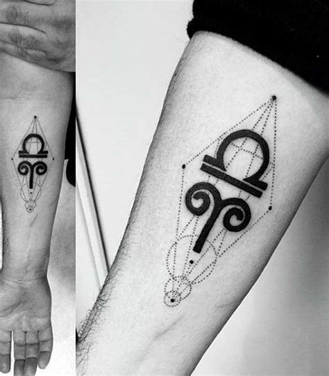 Tatuajes de signo libra para hombre